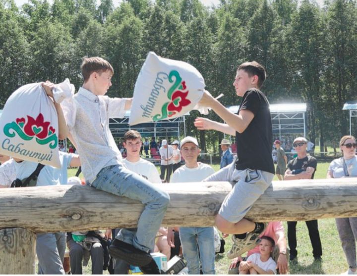 Сабантуйда көчегезне сынагыз!