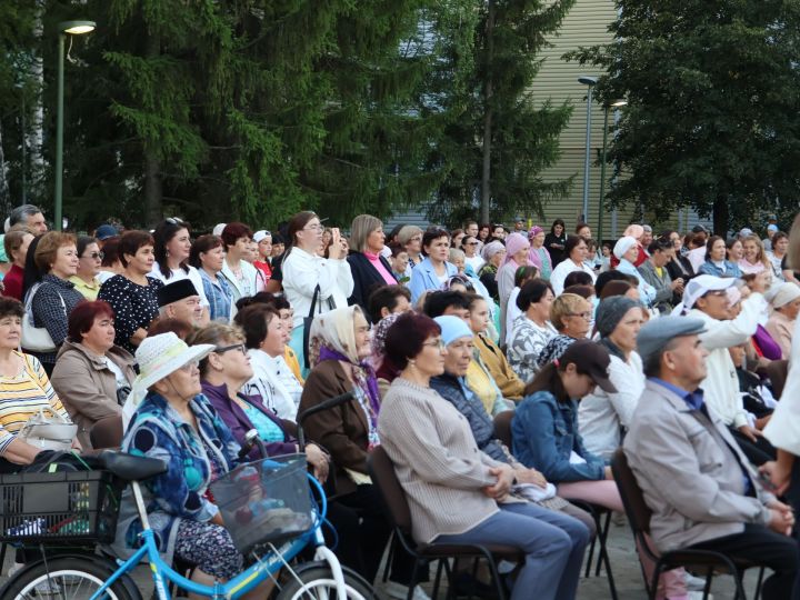 Актанышта «Безнең ишегалды» программасының биш еллыгын бәйрәм иттеләр