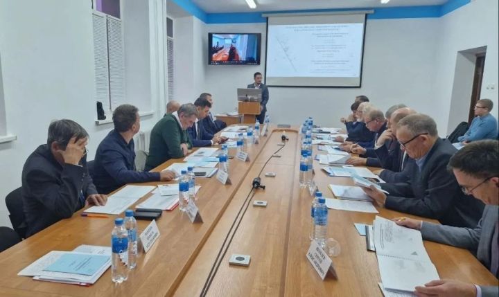 Якташыбыз Айбулат Хаҗиев кандидатлык диссертациясен яклады